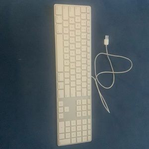 Apple keyboard year, 2007